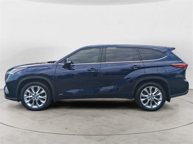 Used 2022 Toyota Highlander Hybrid Limited 4D Sport Utility - 5TDXBRCH3NS547668
