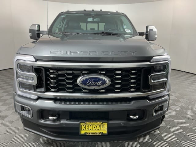 Used 2024 Ford F-450SD Limited 4D Crew Cab – 1FT8W4DM0REF88455
