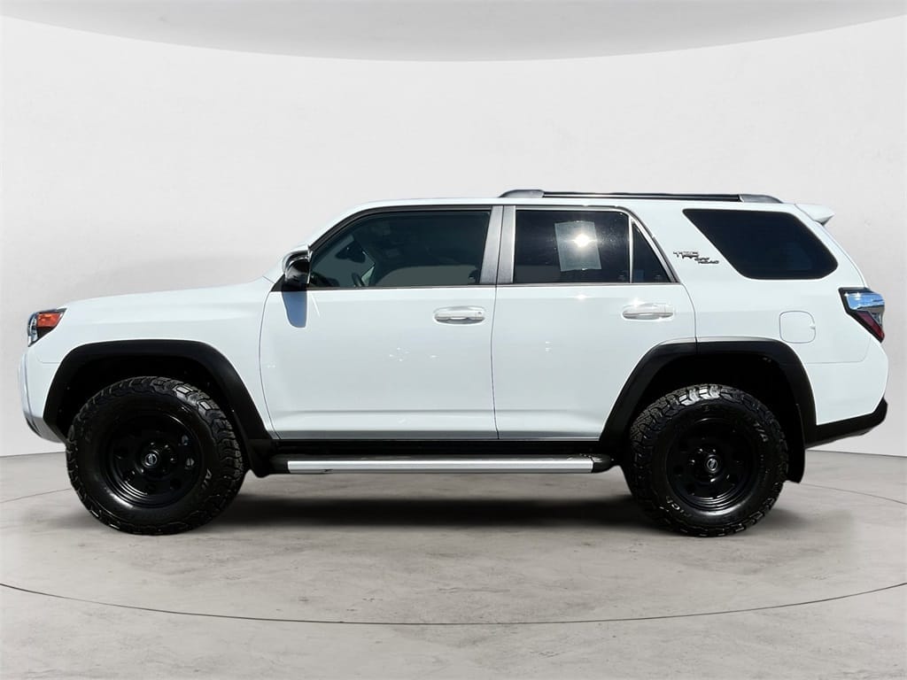 Used 2024 Toyota 4Runner TRD Off-Road Premium 4D Sport Utility - JTERU5JR2R6297350