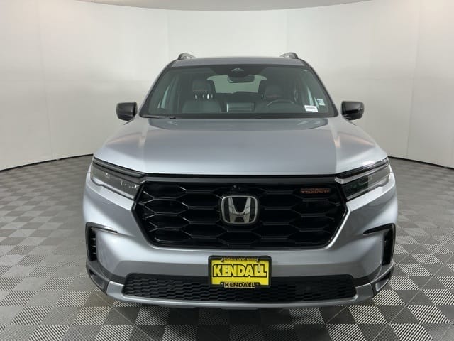 Used 2025 Honda Pilot TrailSport 4D Sport Utility - 5FNYG1H69SB107985