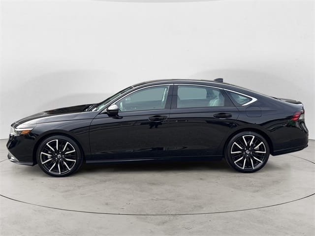 Used 2025 Honda Accord Hybrid Touring 4D Sedan – 1HGCY2F89SA050179