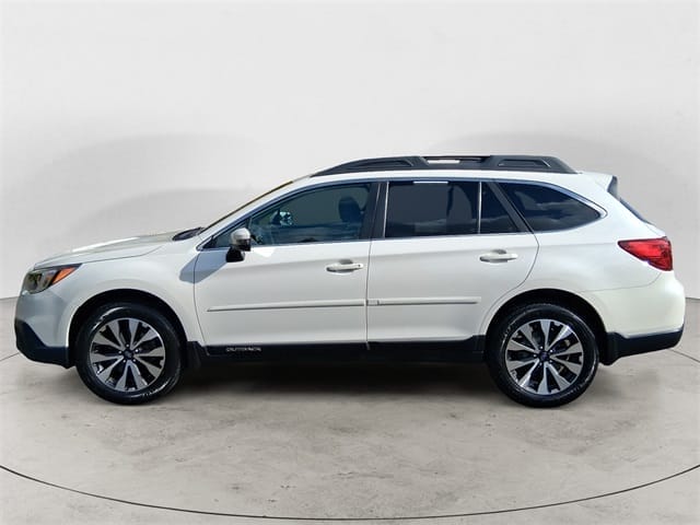 Used 2017 Subaru Outback 2.5i 4D Sport Utility – 4S4BSANC5H3352430