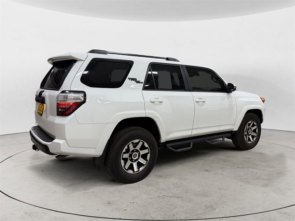 Used 2023 Toyota 4Runner TRD Off-Road Premium 4D Sport Utility – JTERU5JR8P6198495 full