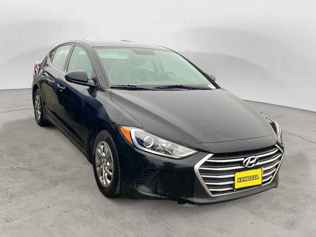 Used 2017 Hyundai Elantra SE 4D Sedan - 5NPD74LF9HH159330