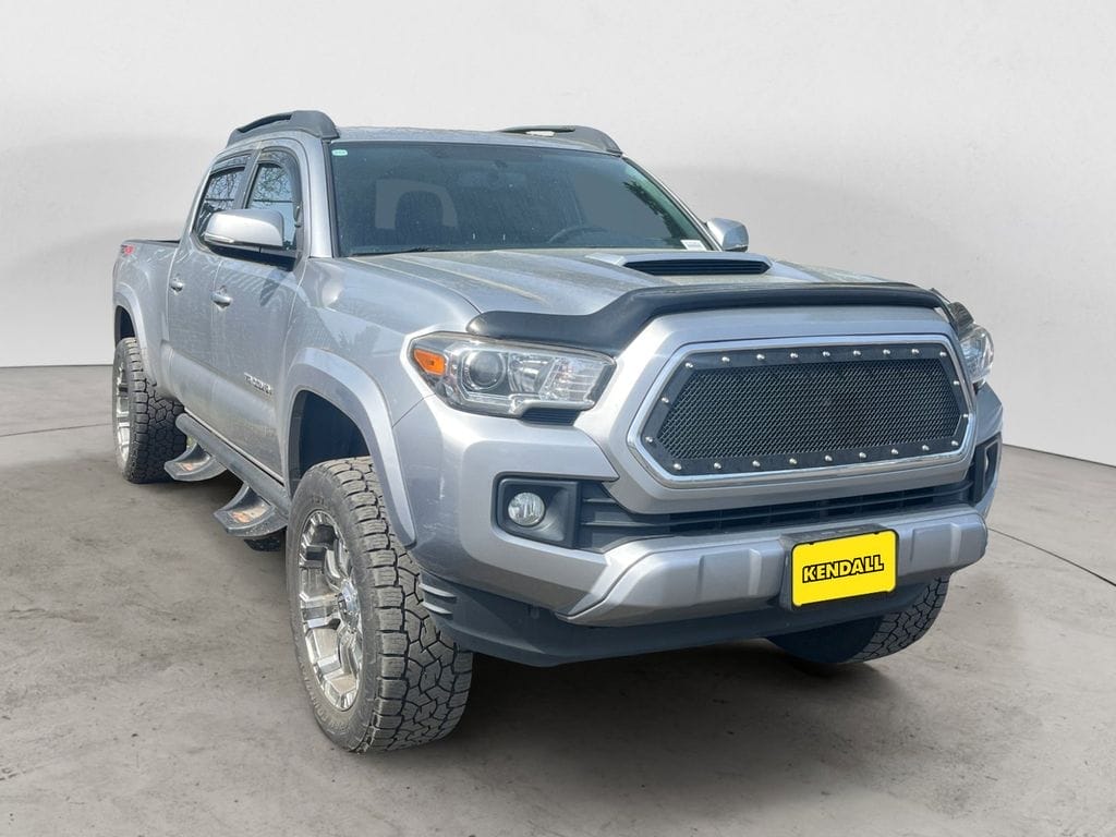 Used 2016 Toyota Tacoma TRD Sport 4D Double Cab - 3TMDZ5BN3GM007383