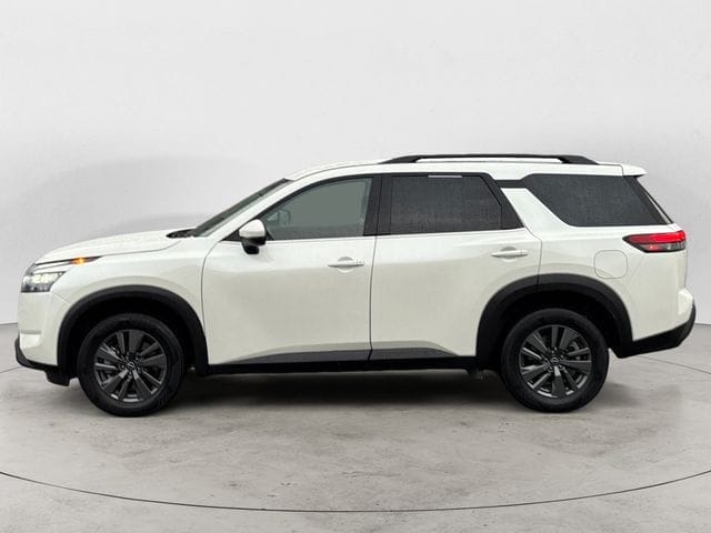 Used 2024 Nissan Pathfinder SV 4D Sport Utility - 5N1DR3BC1RC259135