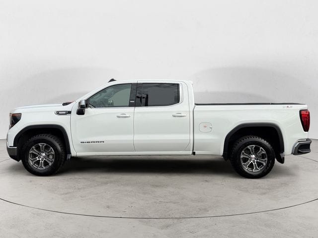 Used 2024 GMC Sierra 1500 SLE 4D Crew Cab - 1GTUUBE86RZ372354