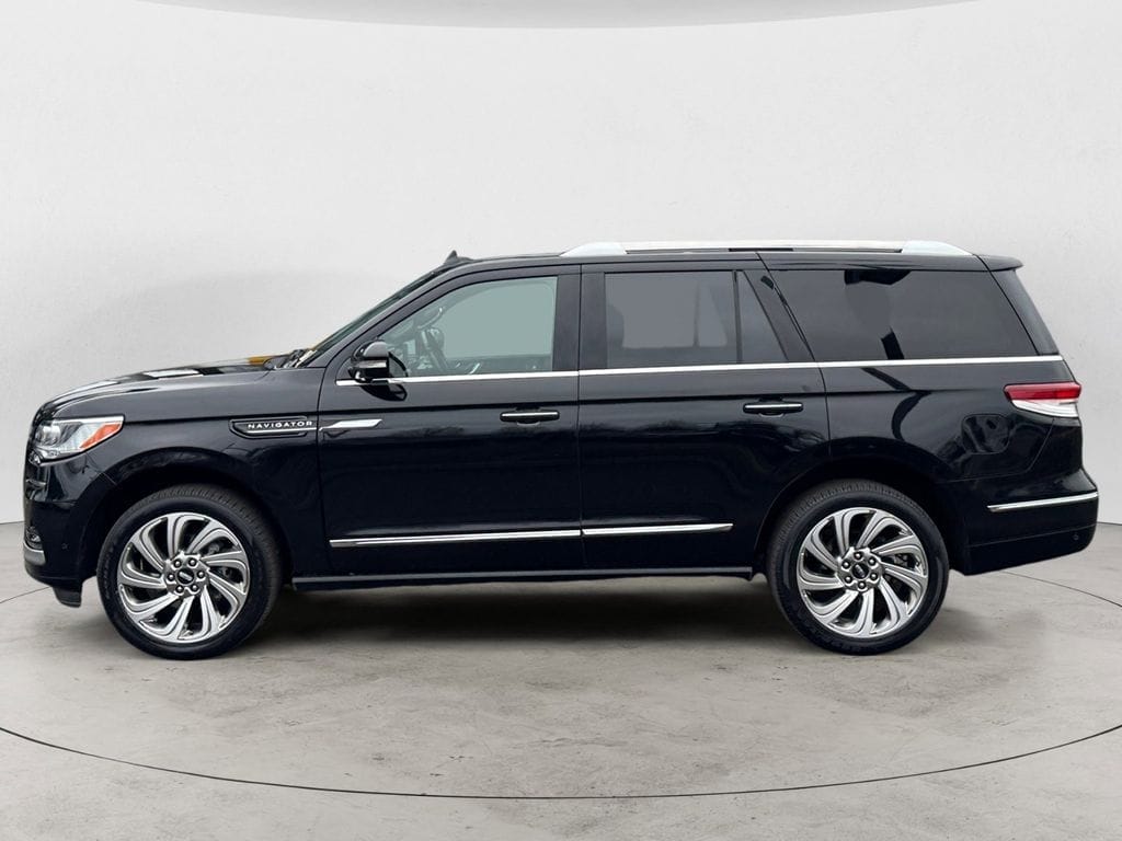 Used 2024 Lincoln Navigator Reserve 4D Sport Utility - 5LMJJ2LGXREL08761