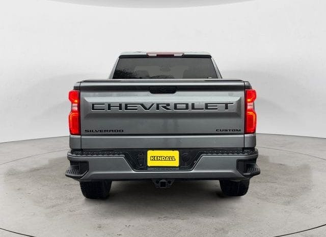 Used 2022 Chevrolet Silverado 1500 LTD Custom 4D Crew Cab – 1GCPYBEK0NZ184579 full