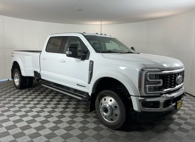 Used 2025 Ford F-450SD Lariat 4D Crew Cab – 1FT8W4DTXSEC52244 full