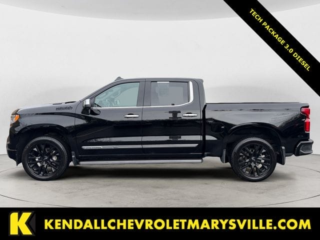 Used 2023 Chevrolet Silverado 1500 High Country 4D Crew Cab - 1GCUDJE82PZ121452