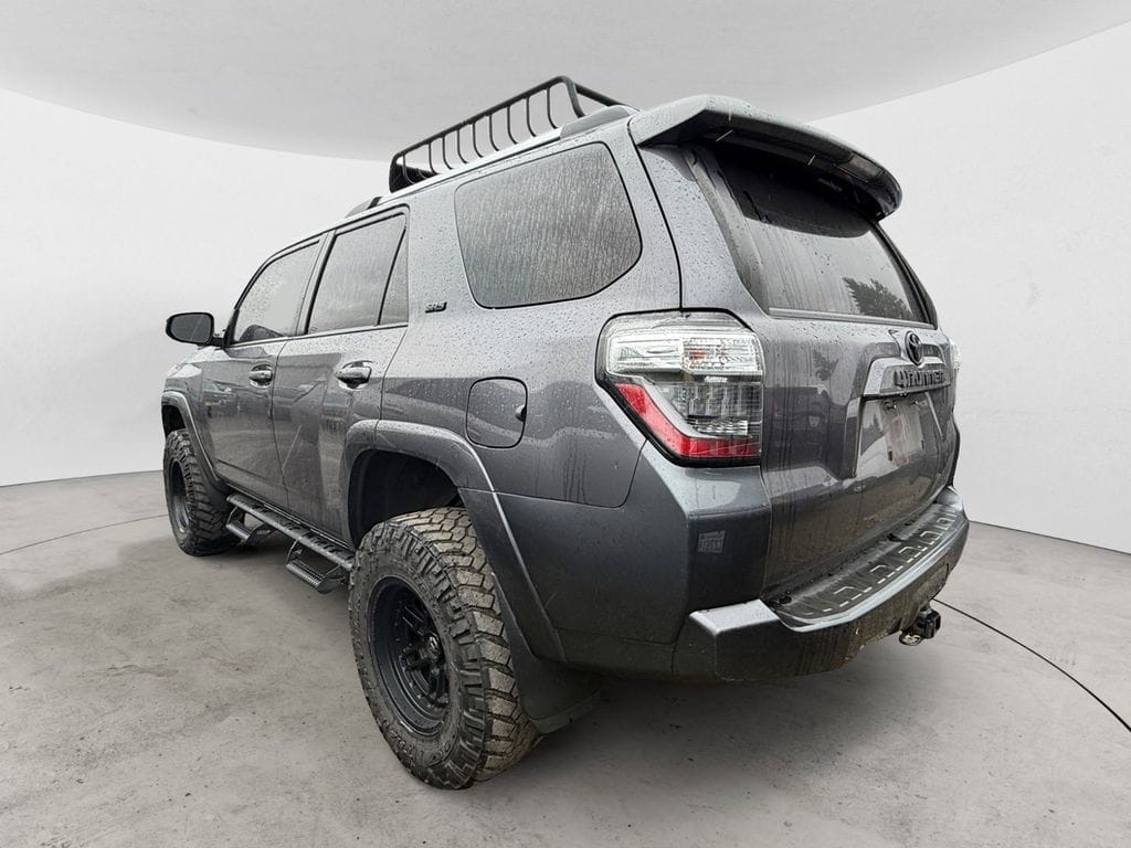 Used 2021 Toyota 4Runner SR5 Premium 4D Sport Utility - JTENU5JR3M5894830