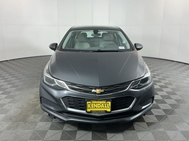 Used 2018 Chevrolet Cruze LT 4D Hatchback - 3G1BE6SM8JS585944