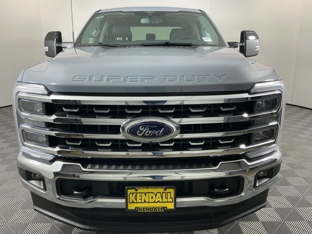 Used 2025 Ford F-350SD Lariat 4D Crew Cab - 1FT8W3BT6SEC44090