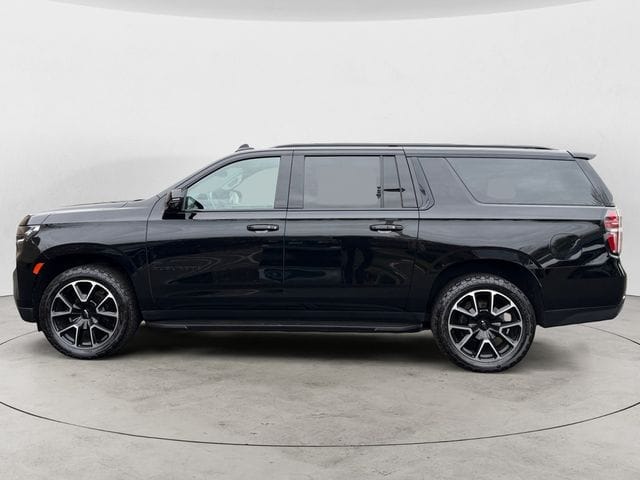 Used 2021 Chevrolet Suburban RST 4D Sport Utility – 1GNSKEKT4MR301354