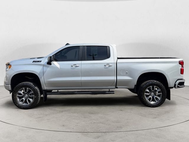 Used 2022 Chevrolet Silverado 1500 RST 4D Crew Cab – 1GCUDEET7NZ571896