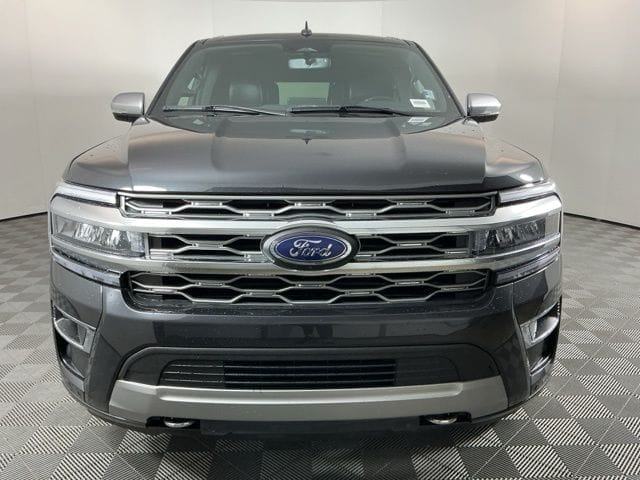 Used 2024 Ford Expedition Max Platinum 4D Sport Utility - 1FMJK1M85REA10412