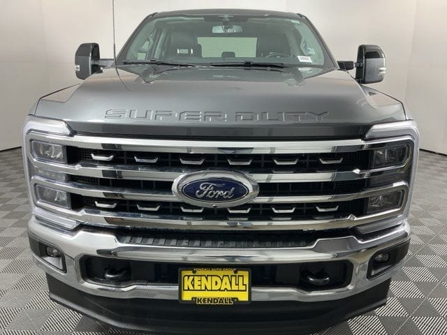 Used 2025 Ford F-350SD Lariat 4D Crew Cab - 1FT8W3BT0SEC41637