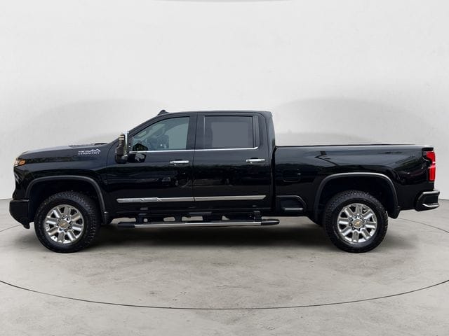 Used 2025 Chevrolet Silverado 3500HD High Country 4D Crew Cab – 2GC4KVEY3S1202250