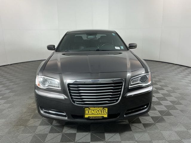Used 2014 Chrysler 300 Base 4D Sedan – 2C3CCAAG5EH379865