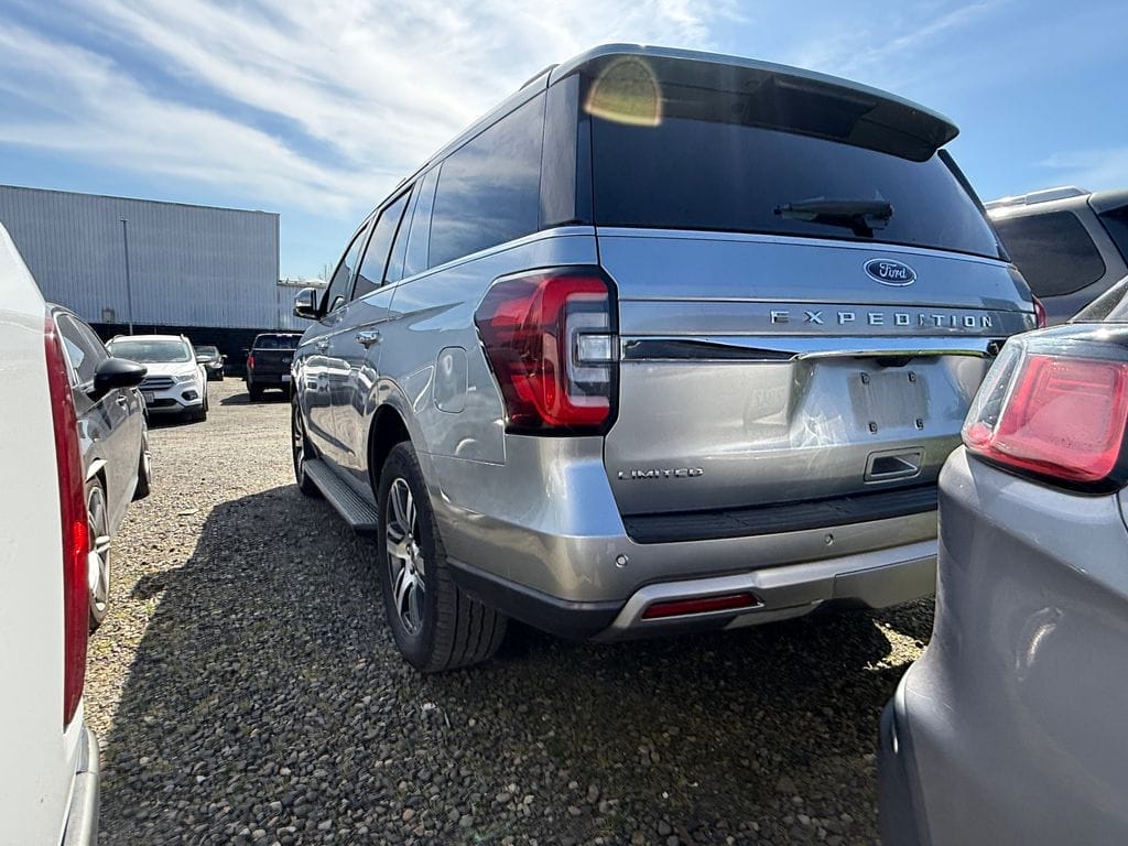 Used 2024 Ford Expedition Limited 4D Sport Utility - 1FMJU2A8XREA32233