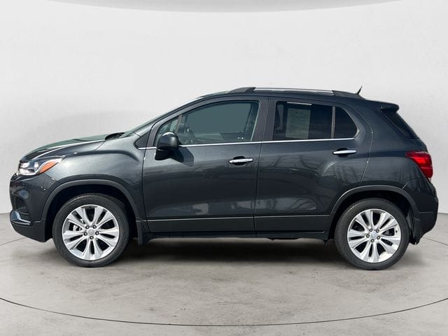 Used 2019 Chevrolet Trax Premier 4D Sport Utility - 3GNCJRSB0KL395341
