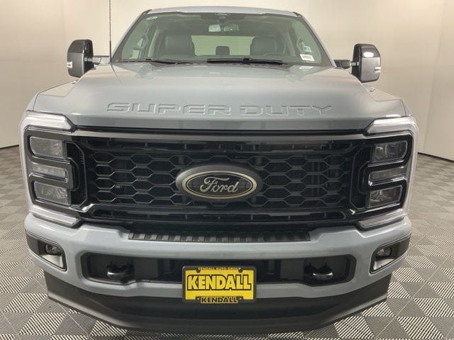 Used 2025 Ford F-350SD Lariat 4D Crew Cab - 1FT8W3BT4SEC41737