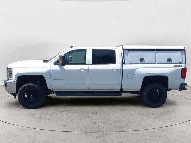 Used 2017 Chevrolet Silverado 3500HD LT 4D Crew Cab - 1GC4KZCY3HF154843
