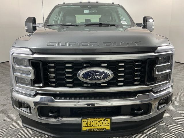 Used 2025 Ford F-450SD Lariat 4D Crew Cab - 1FT8W4DT4SEC52479