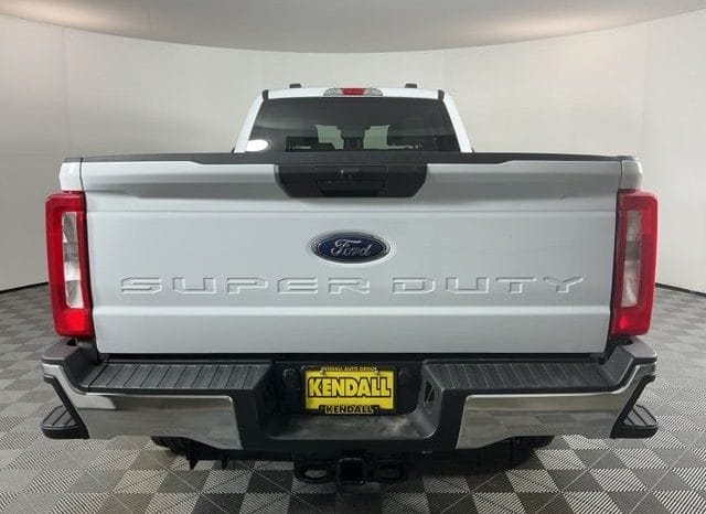 Used 2023 Ford F-350SD XLT 4D Crew Cab – 1FT8W3BT1PEC47048 full