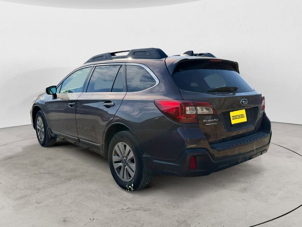 Used 2019 Subaru Outback 2.5i Premium 4D Sport Utility - 4S4BSAFC5K3202209