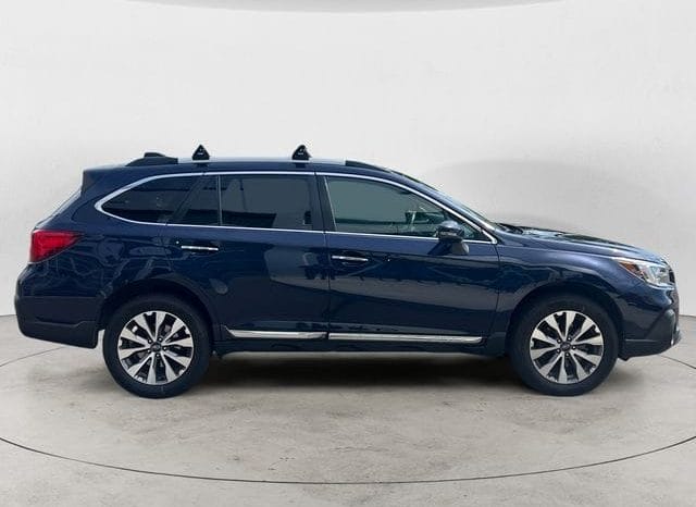 Used 2018 Subaru Outback 2.5i 4D Sport Utility – 4S4BSATC9J3210123 full
