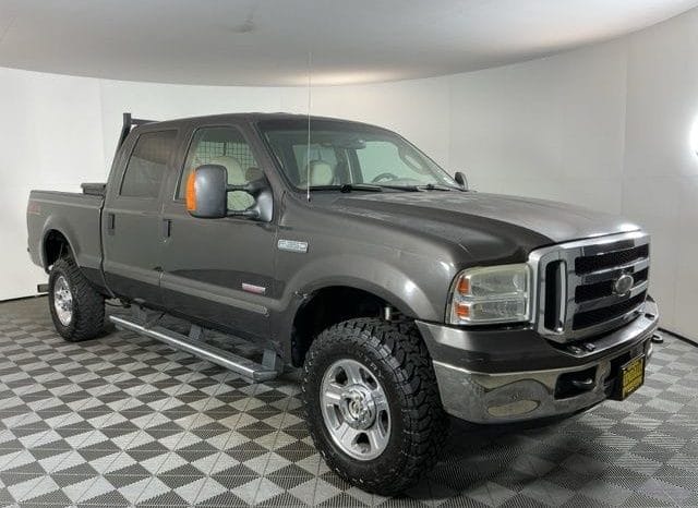 Used 2005 Ford F-350SD Lariat 4D Crew Cab – 1FTWW31PX5EB75663 full
