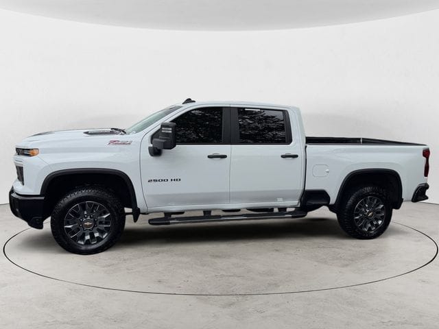 Used 2024 Chevrolet Silverado 2500HD Custom 4D Crew Cab – 2GC4YMEY1R1143430