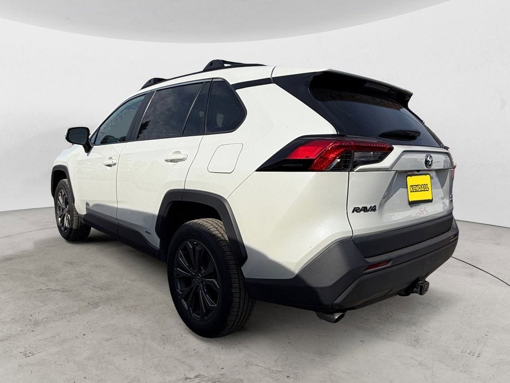 Used 2022 Toyota RAV4 Hybrid XLE Premium 4D Sport Utility - 4T3B6RFV2NU072982
