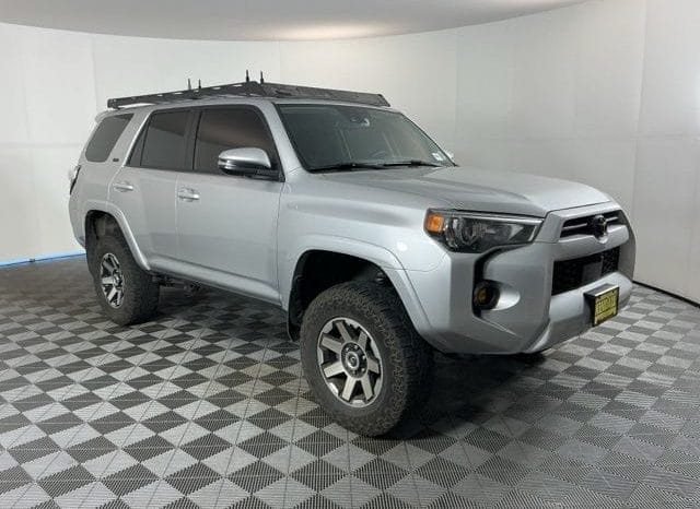 Used 2022 Toyota 4Runner SR5 Premium 4D Sport Utility – JTENU5JR8N6077574 full