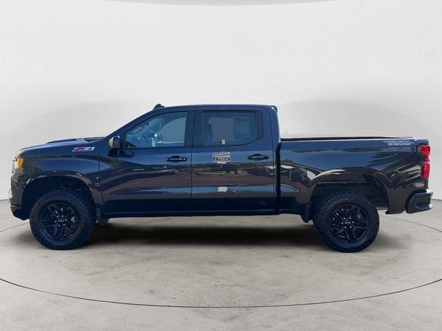 Used 2024 Chevrolet Silverado 1500 LT Trail Boss 4D Crew Cab - 3GCUDFELXRG159032