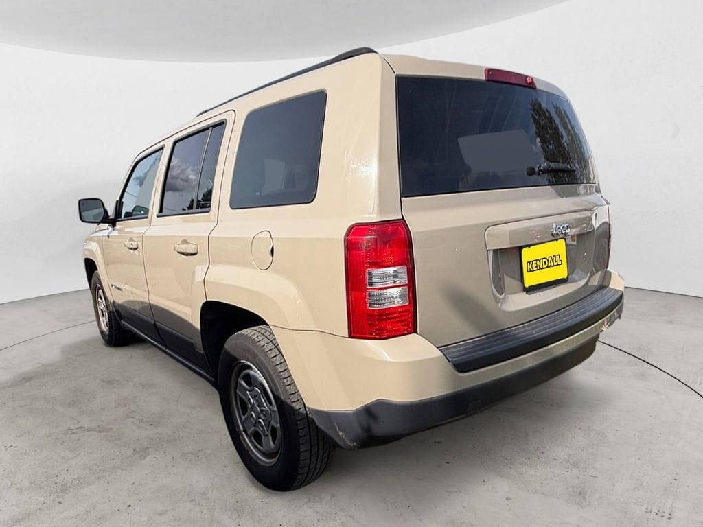 Used 2017 Jeep Patriot Sport 4D Sport Utility - 1C4NJPBB5HD189601