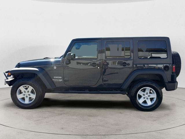 Used 2018 Jeep Wrangler JK Unlimited Sport 4D Sport Utility - 1C4BJWDG9JL901125
