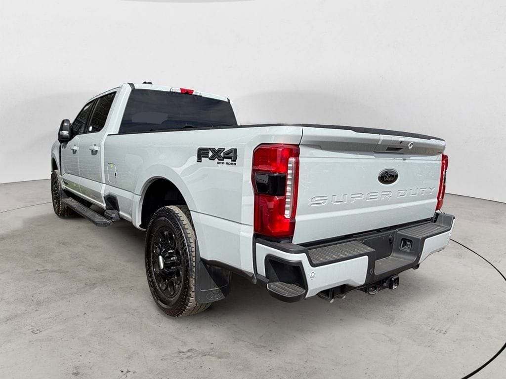Used 2025 Ford F-350SD Lariat 4D Crew Cab - 1FT8W3BTXSEC44111