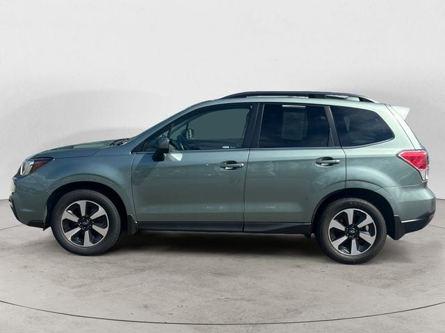 Used 2017 Subaru Forester 2.5i Limited 4D Sport Utility - JF2SJARC3HH431696