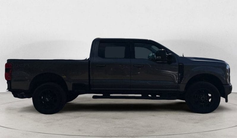 Used 2024 Ford F-350SD Lariat 4D Crew Cab – 1FT8W3BT1REF17978 full
