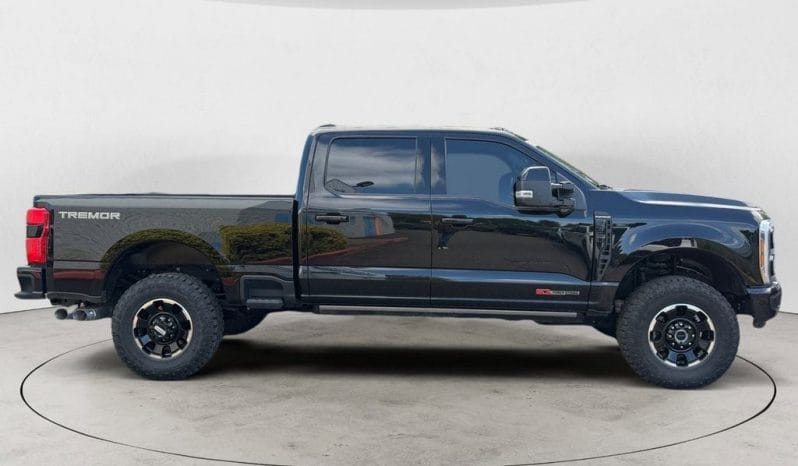 Used 2025 Ford F-350SD Platinum 4D Crew Cab – 1FT8W3BM3SED06490 full